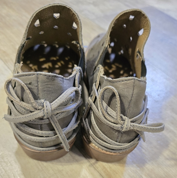 Musse & Cloud Womens Ankle Booties - Picture 4 of 7